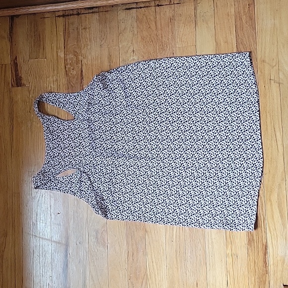 CAbi Sleeveless Blouse - Picture 7 of 8